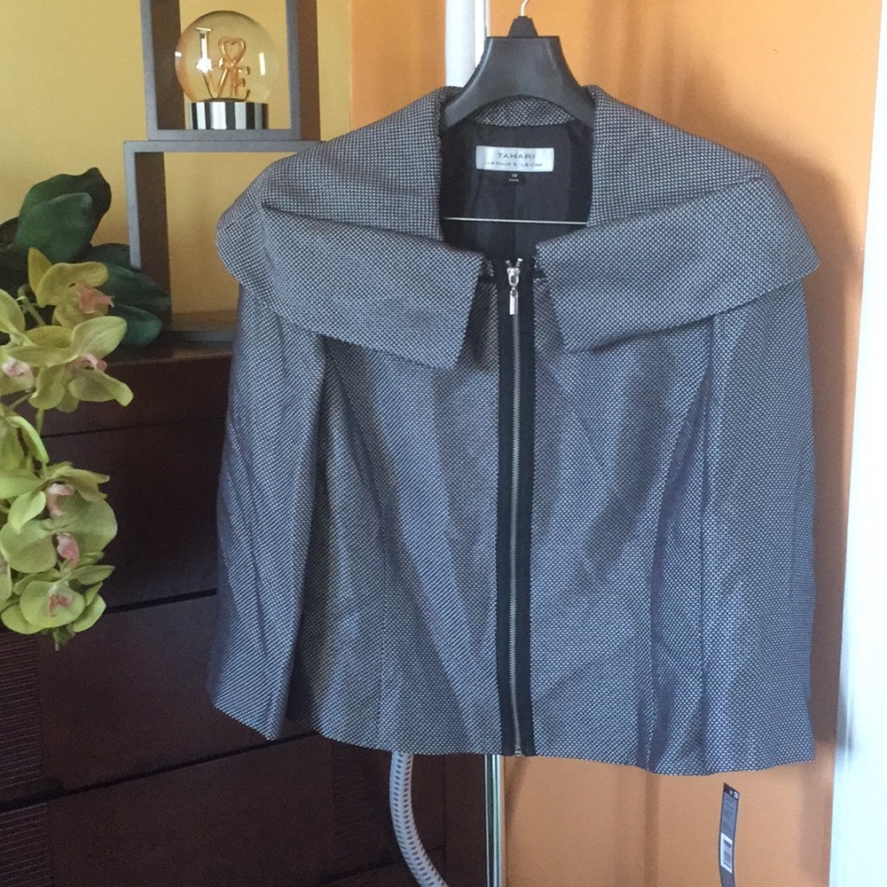 TAHARI Arthur S. Levine. Suit and skirt set.